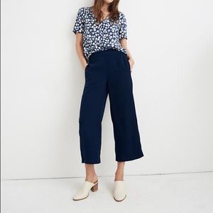 Huston Pull-On Crop Pants NWOT